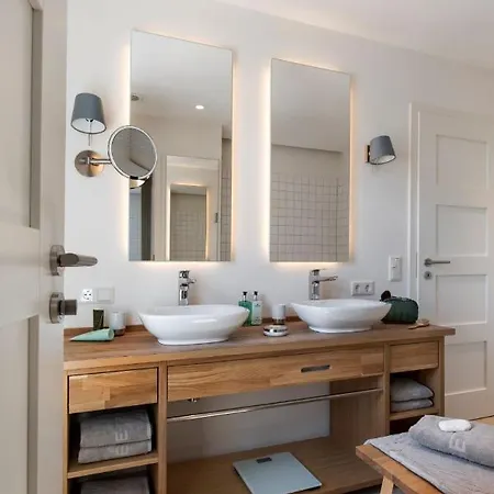 Reetdorf Geltinger Birk Kuenstlerkate Sommerbrise Vakantiehuis Nieby (Nieby, Schleswig-Flensburg)